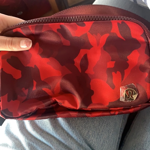 Lululemon | Limited Edition Rabbit all Over Print Belt Bag - Picture 1 of 7